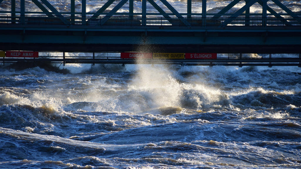 High water at the Chaudière Bridge, Ottawa, Canada, 2019.