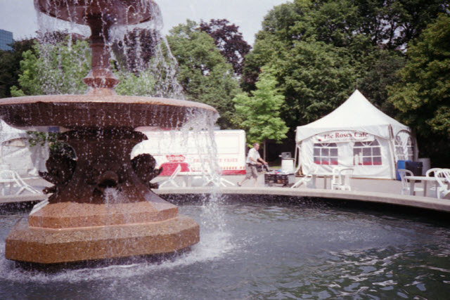 Ottawa (Canada), Kodak VR35 K80 on Easypix 200 film, 2013.