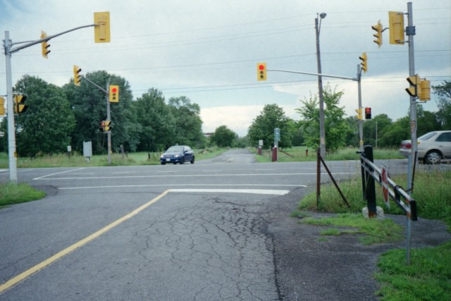Bike ride to the Central Experimental Farm, Ottawa (Canada), Kodak VR35 K80 on Easypix 200 film, 2013.