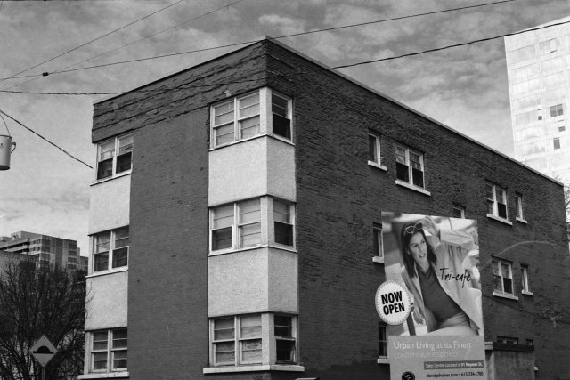 Ottawa, Nikkormat Ftn, Ilford XP2, 2011.