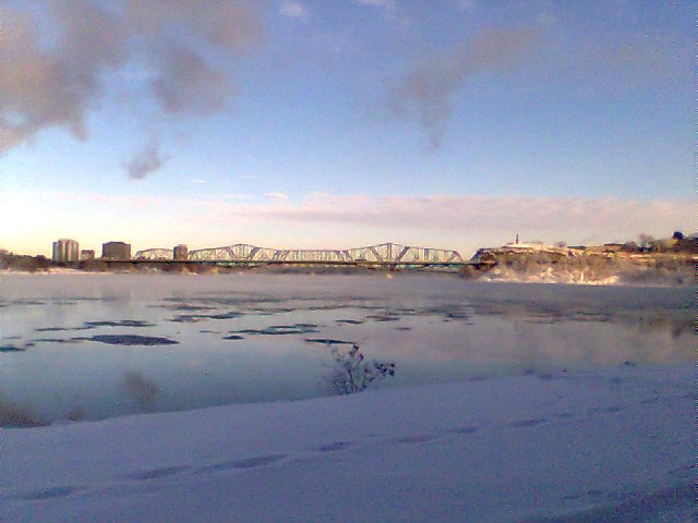 Ottawa River walk below Parliament Hill, Ottawa.