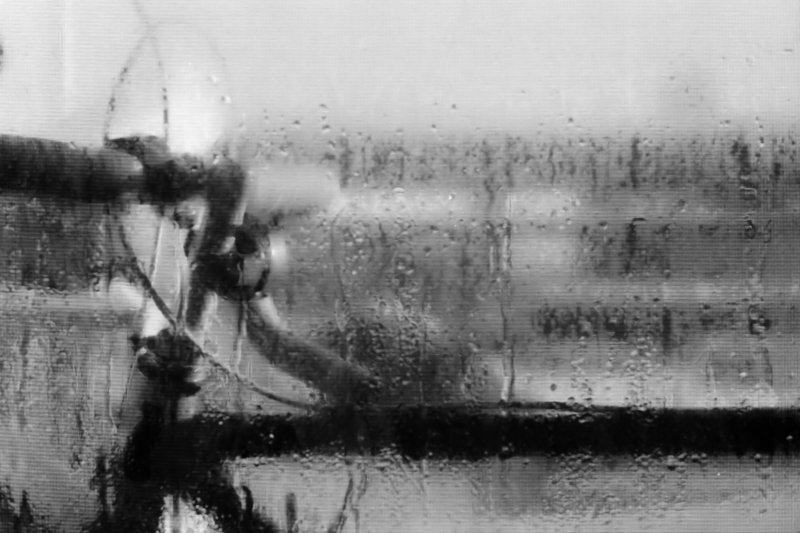 Pentax K1000, Ilford FP4, Ottawa, Canada, 2012.